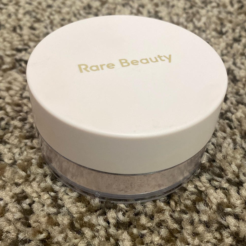 Rare beauty setting powder